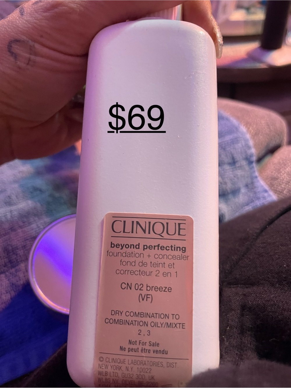 Clinique Beyond Perfecting Foundation + Concealer CN 02 Breeze - White Bottle